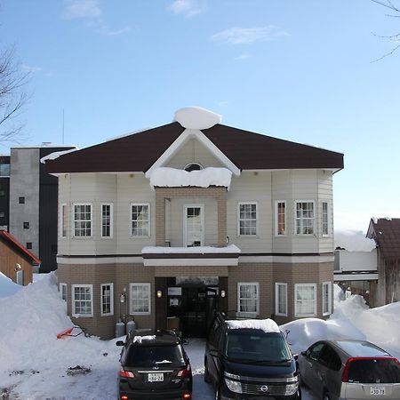 Absolute Niseko Lodge Hirafu Экстерьер фото