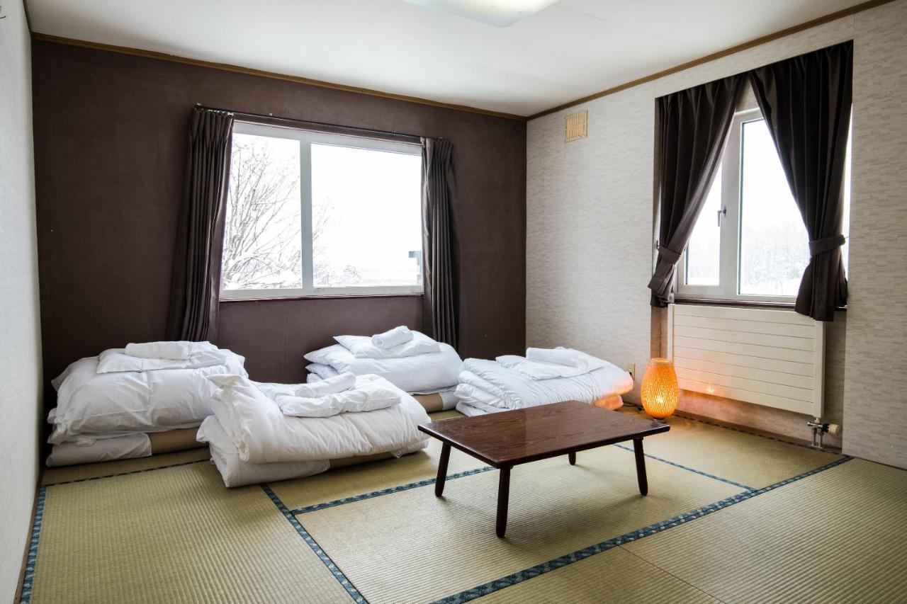 Absolute Niseko Lodge Hirafu Экстерьер фото