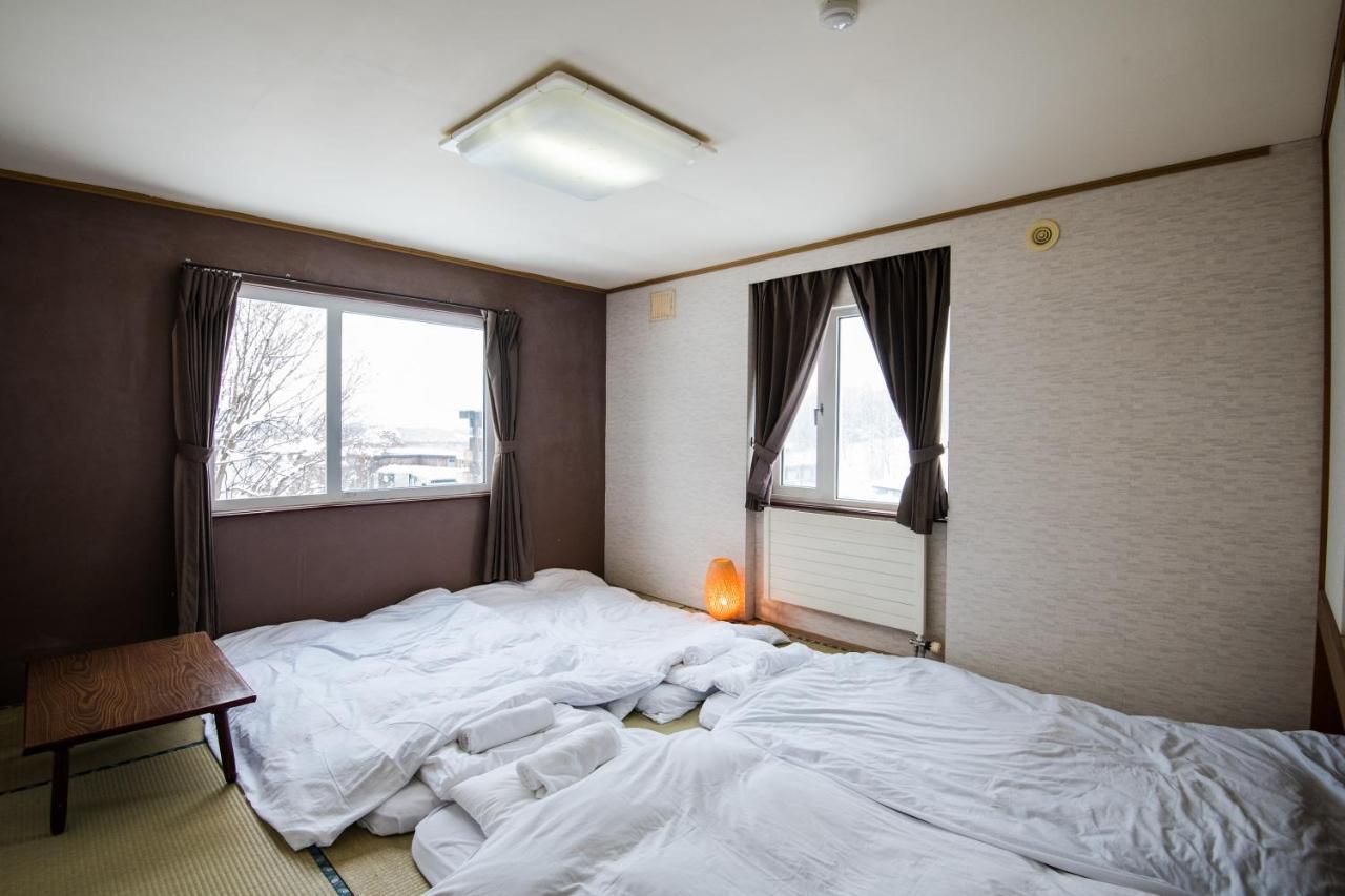 Absolute Niseko Lodge Hirafu Экстерьер фото