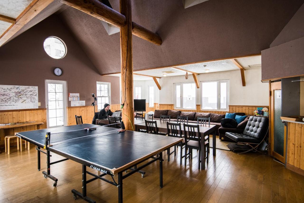 Absolute Niseko Lodge Hirafu Экстерьер фото